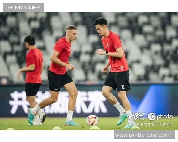 圣诞狂欢即将开启28队激战14组强强对决你最期待哪场精彩赛事