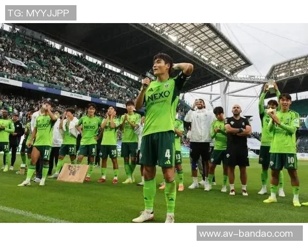 浙江韩记豪掷120万美元挖全北队长朴镇燮年薪高达150万美元