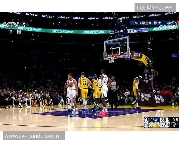 湖人客场逆袭奇才快船战胜掘金力克勇士的活塞展现强大实力