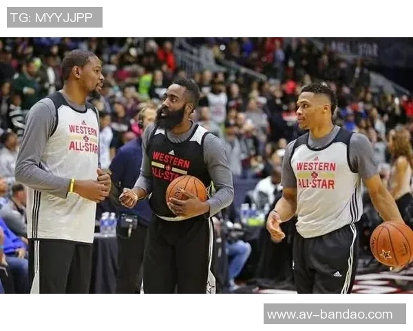 杜兰特谈韦德与哈登：两位巨星都是赢家你们为何不满我的评价